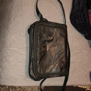 Shoulder handbag
